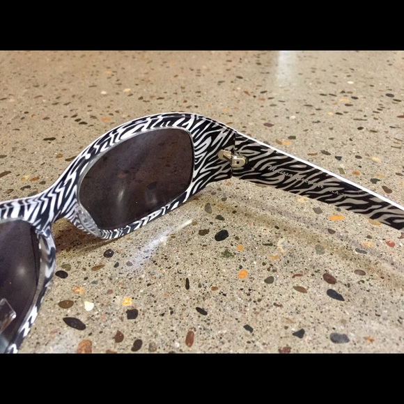 European Designer Melissa Eyewear Wrap Sunglasses - Picture 7 of 9